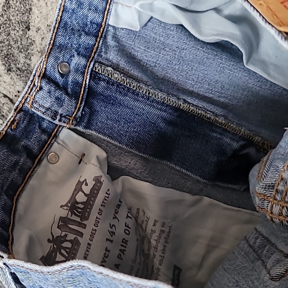 Vintage Levi Dad Jeans, On Trend - Picture 16 of 16